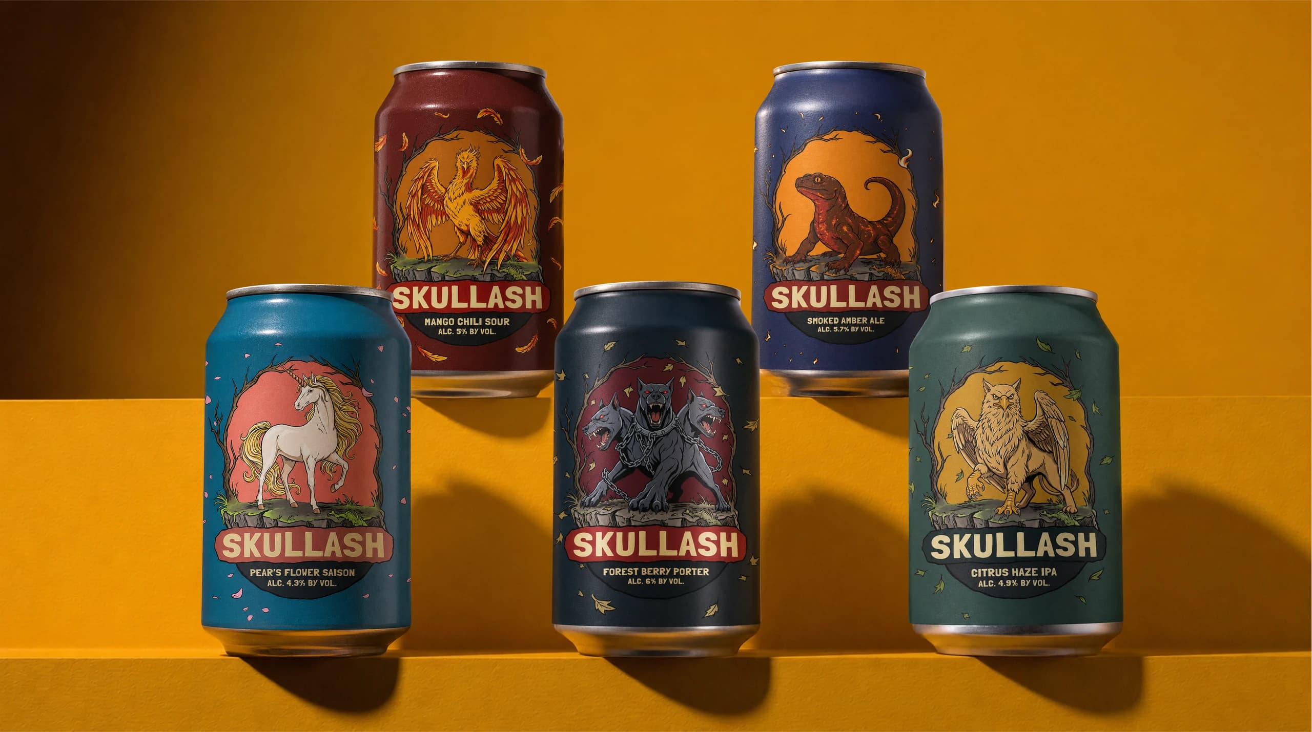 SKULLASH — линейка крафтового пива, пять банок со зверями-маскотами на янтарном фоне